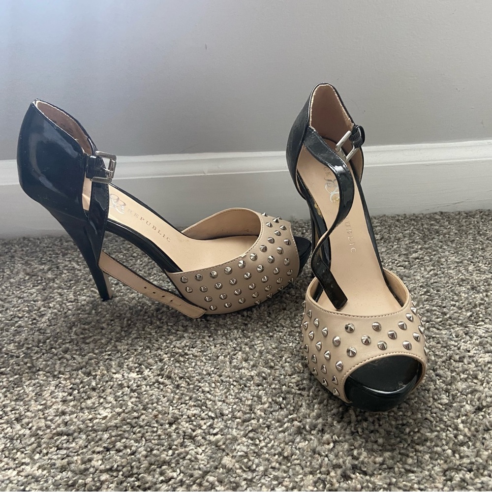 Rock & Republic studded heels
